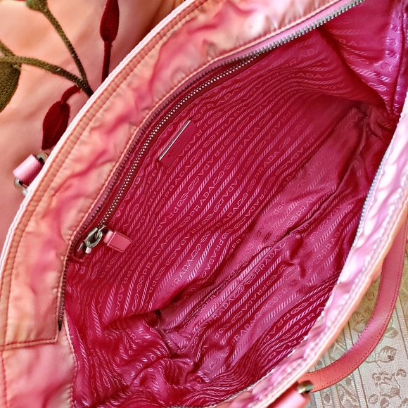 Authentic Prada Nylon medium size zip tote bag - Picture 3 of 6